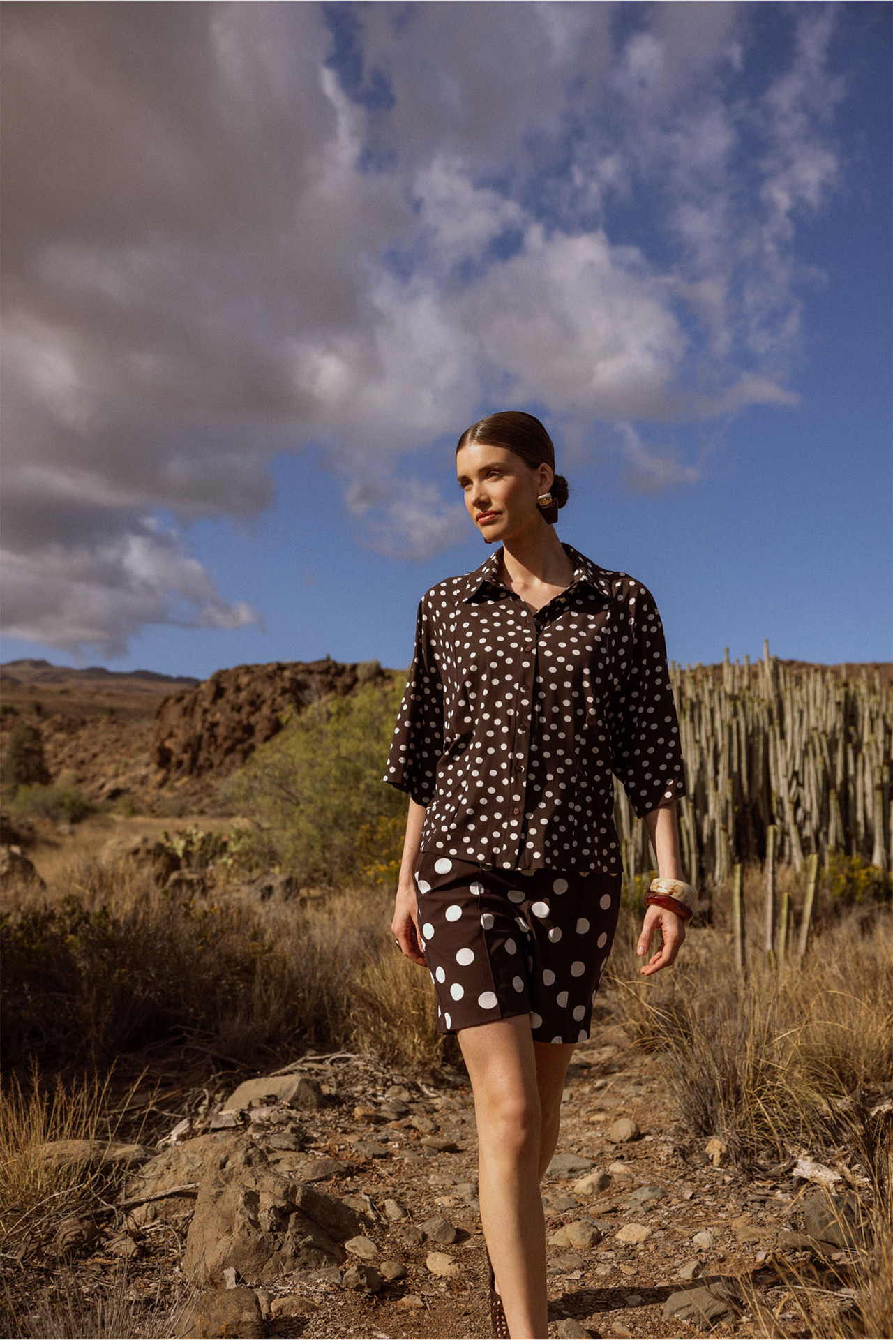 Studio Anneloes Lisanne Dot Shorts, espresso/ecru — korte broek met stippenpatroon